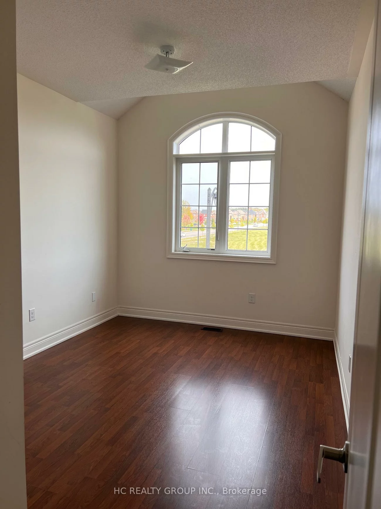 8, Crane, Rural Aurora, Aurora