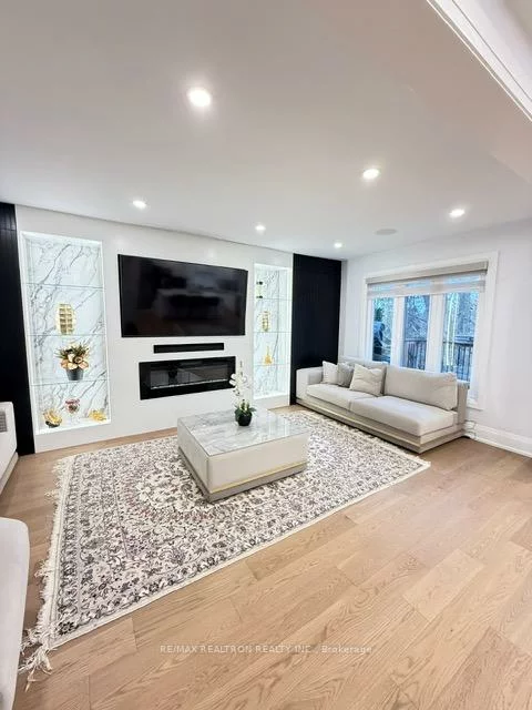 35, Hammond, Aurora Heights, Aurora