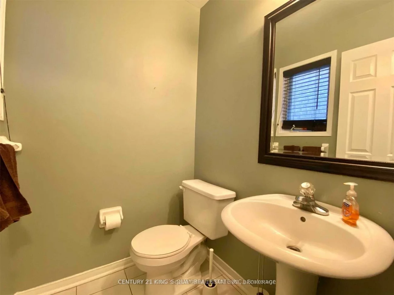 22, Rush, Bayview Wellington, Aurora