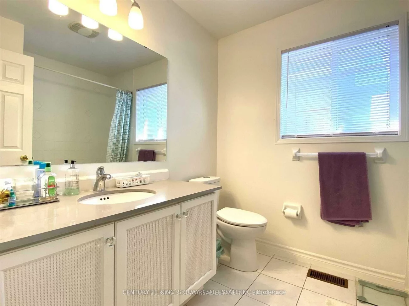 22, Rush, Bayview Wellington, Aurora