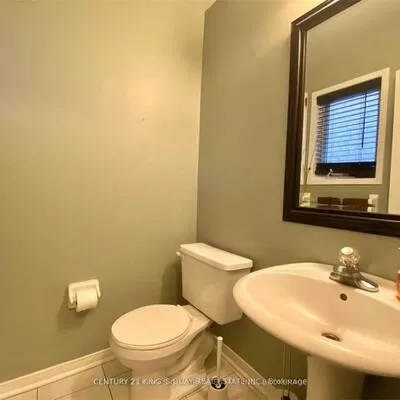 22, Rush, Bayview Wellington, Aurora