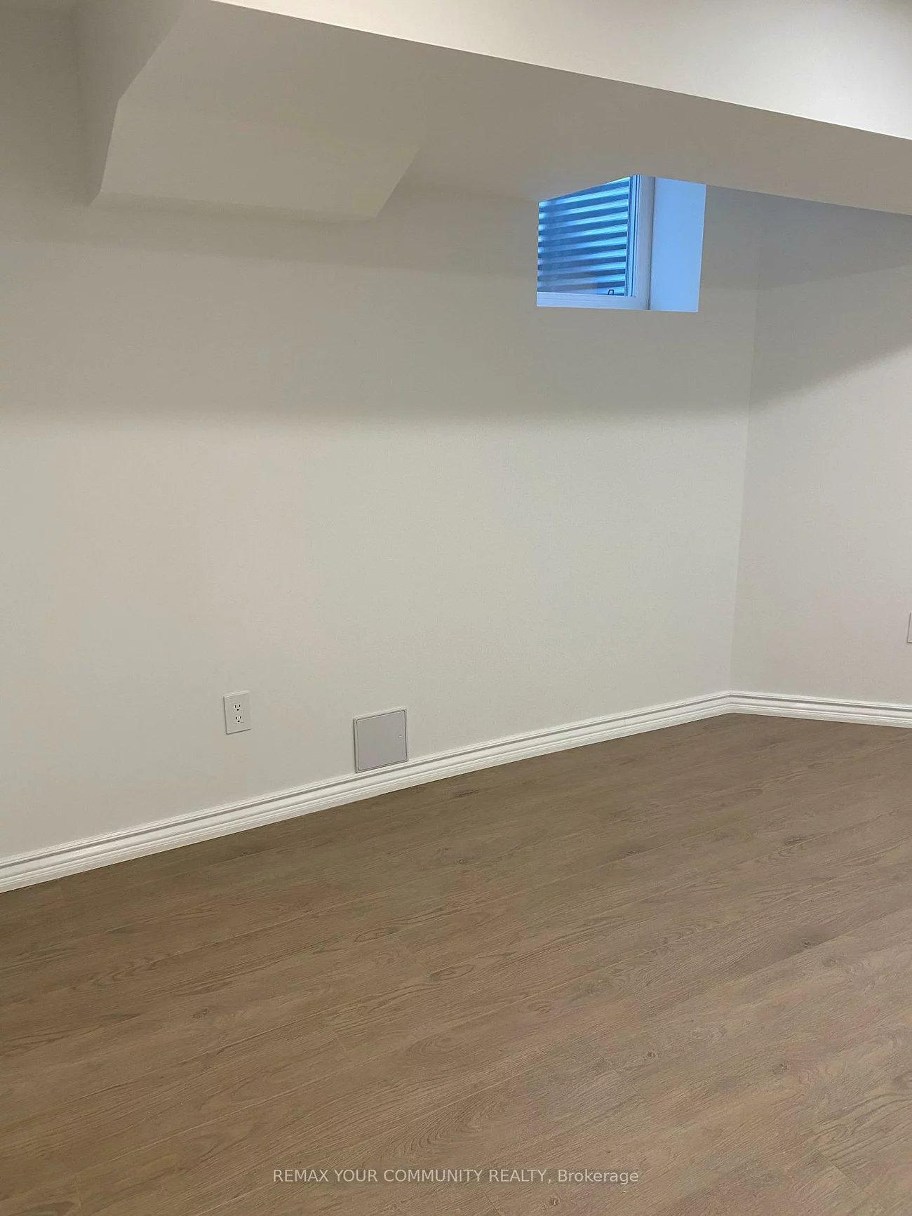 134 B, Kemano, Aurora Heights, Aurora