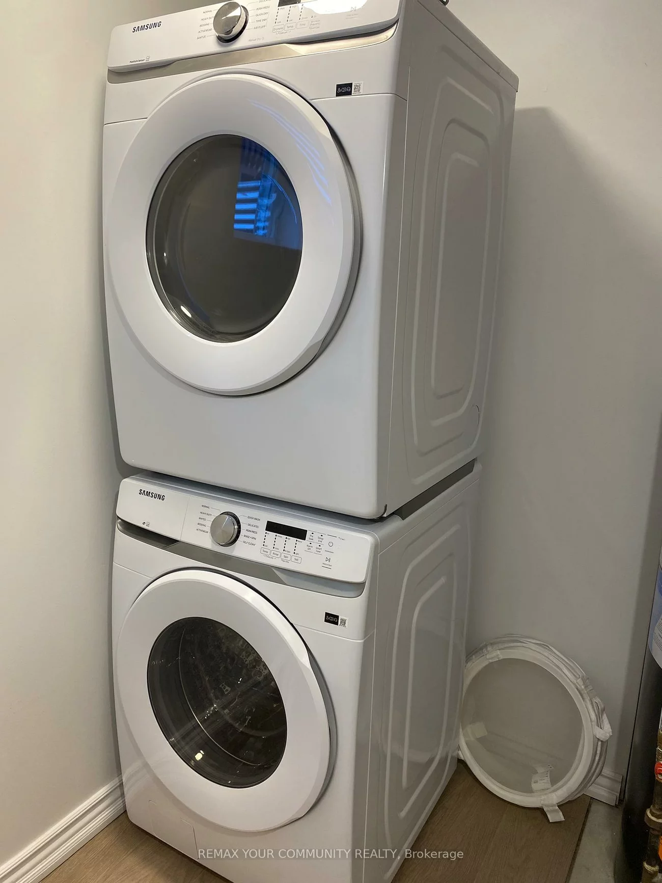 134 B, Kemano, Aurora Heights, Aurora