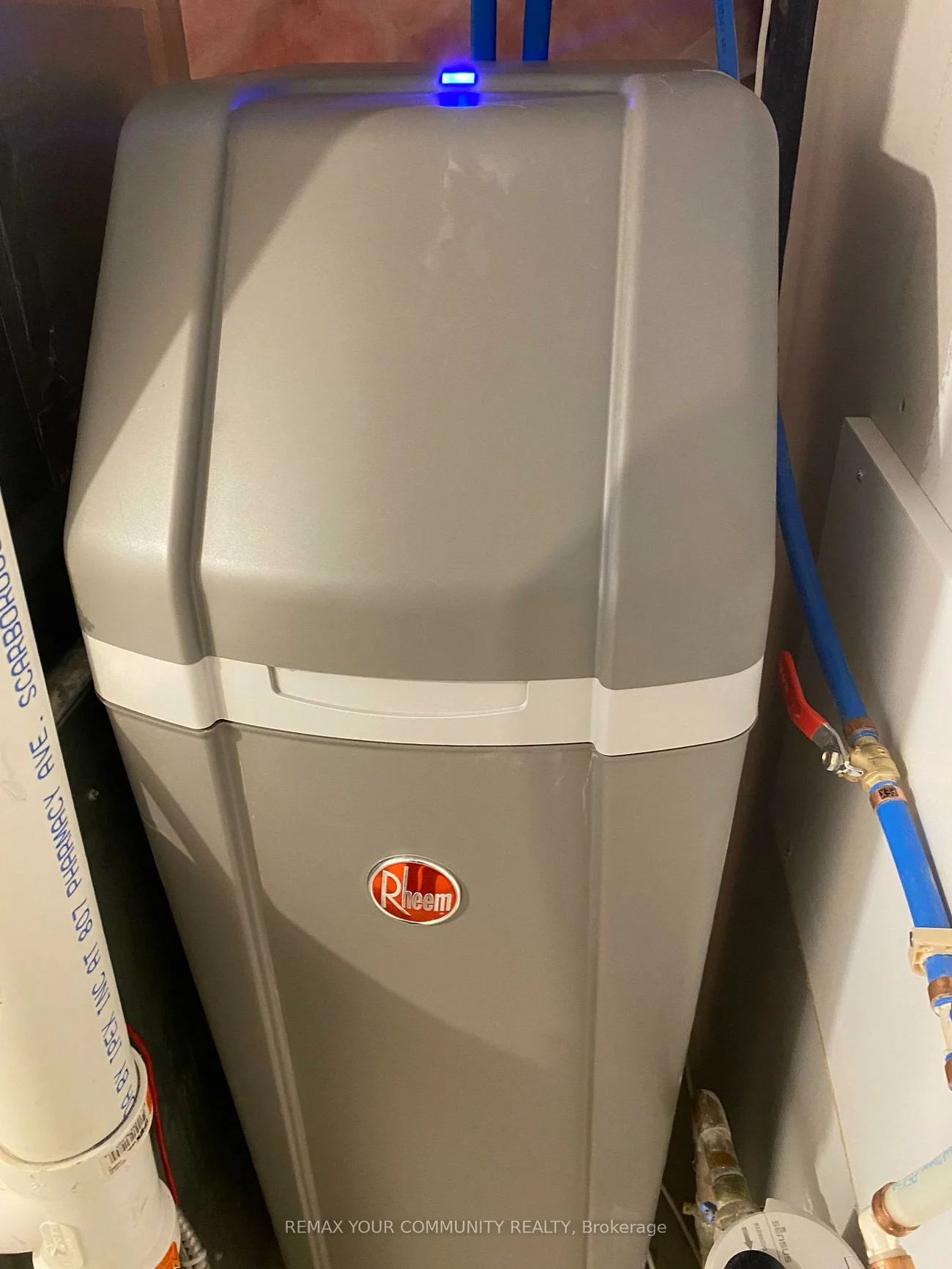 134 B, Kemano, Aurora Heights, Aurora