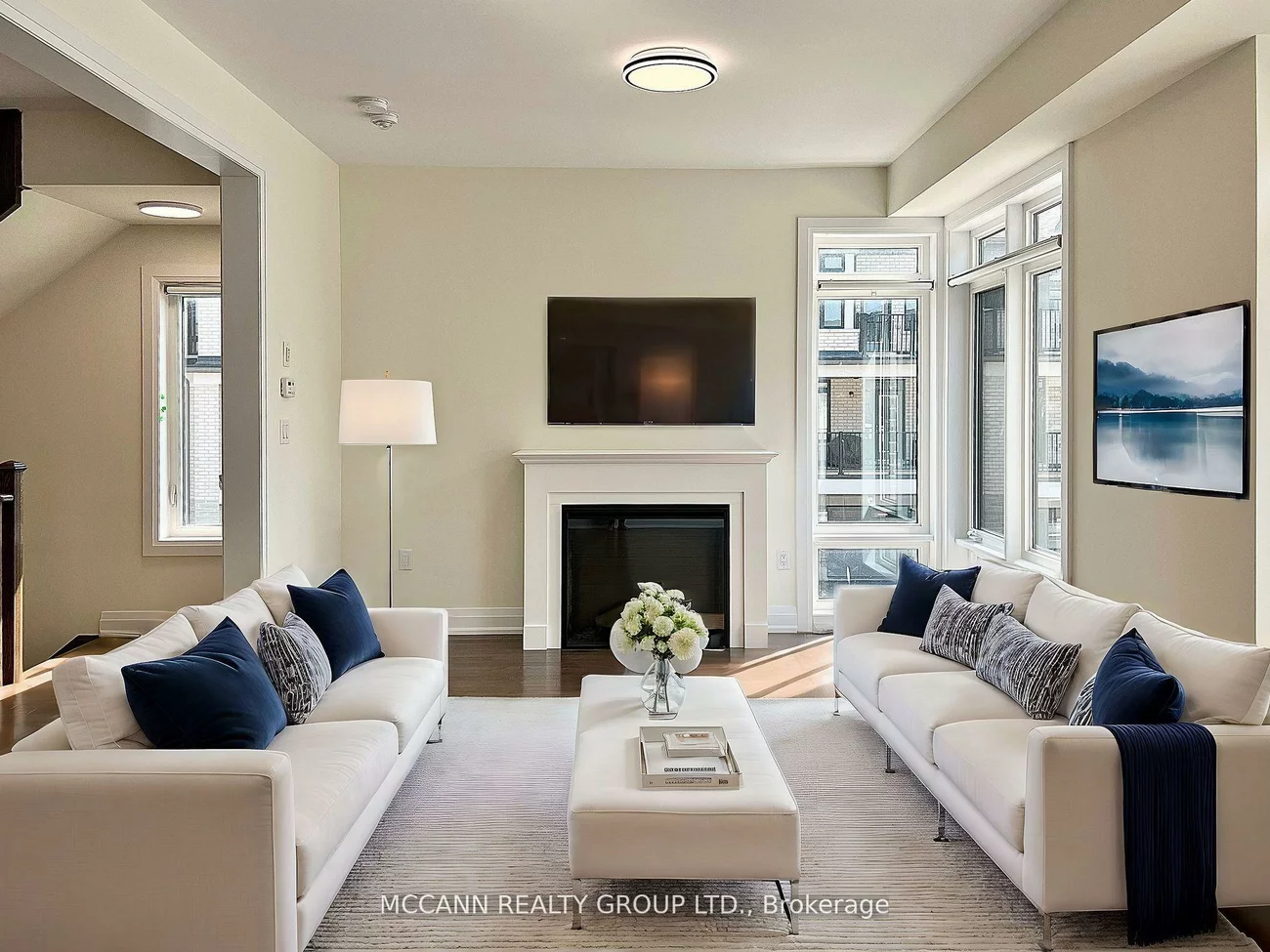 7, Gunton, Bayview Northeast, Aurora