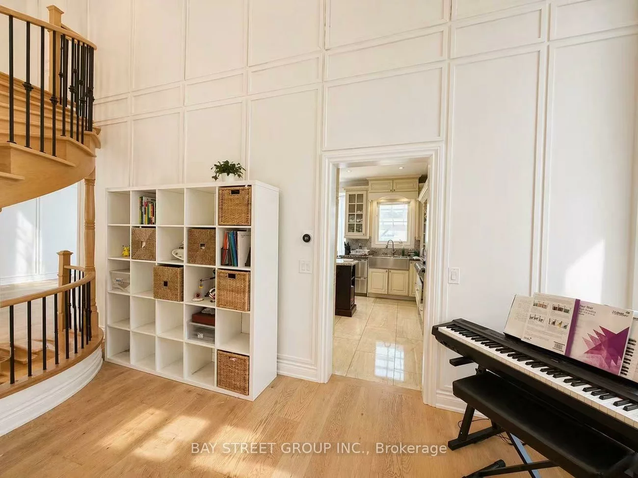 42, Fouracre, Bayview Northeast, Aurora