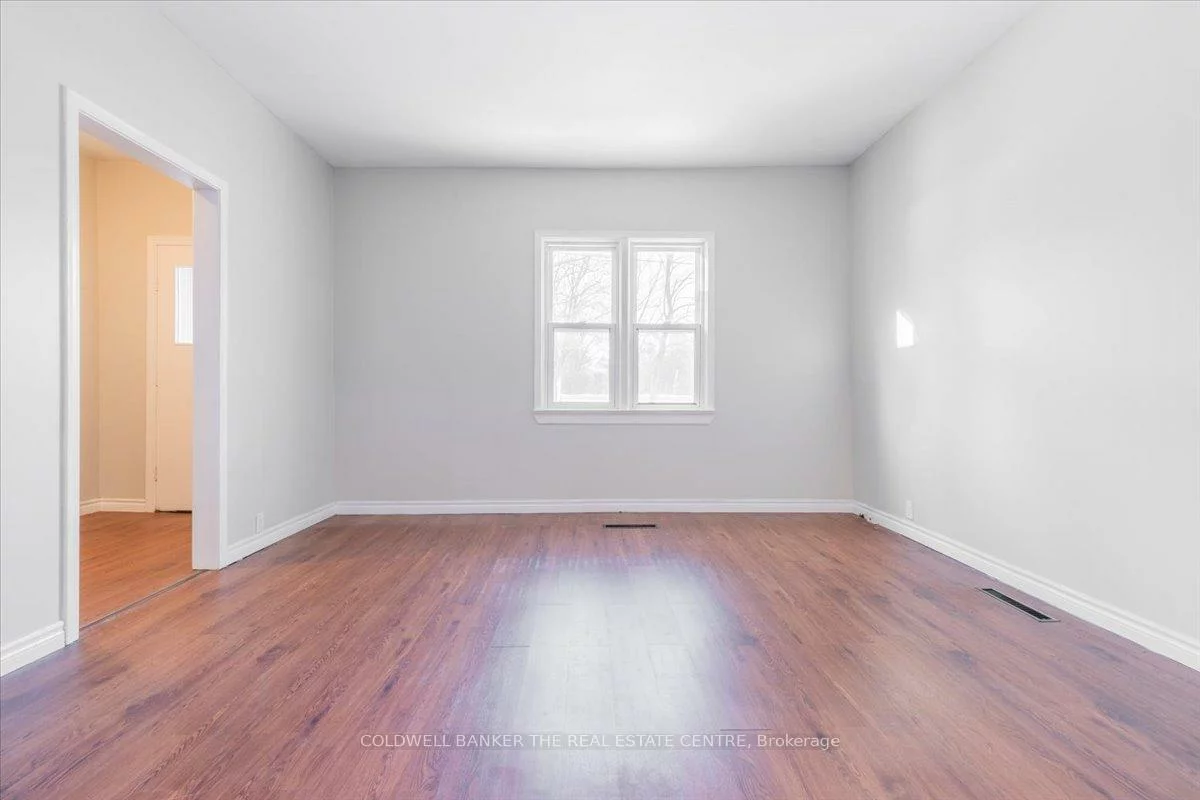 24, Maple, Aurora Village, Aurora