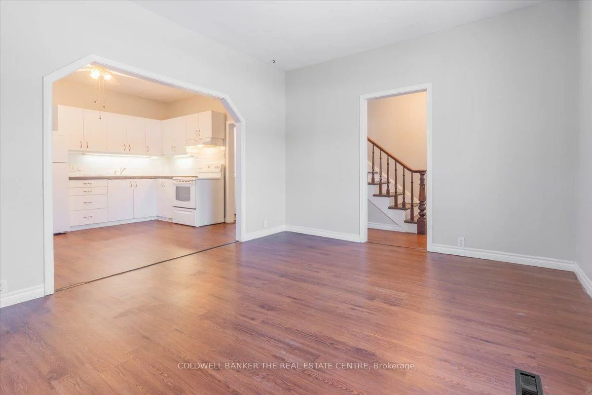 24, Maple, Aurora Village, Aurora