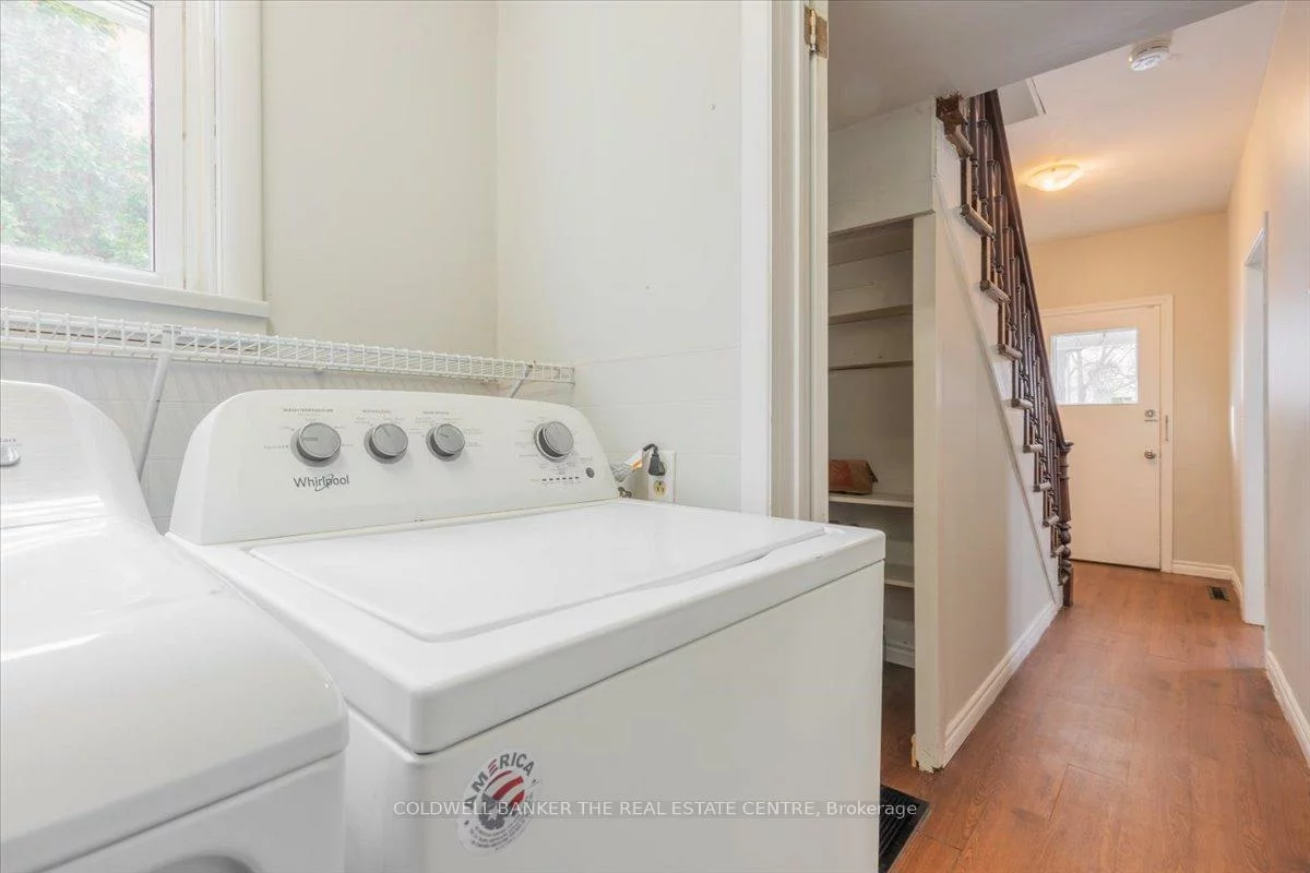 24, Maple, Aurora Village, Aurora