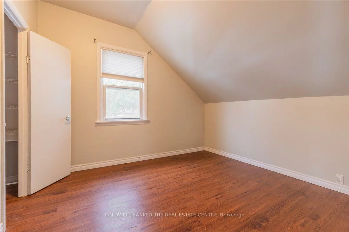 24, Maple, Aurora Village, Aurora