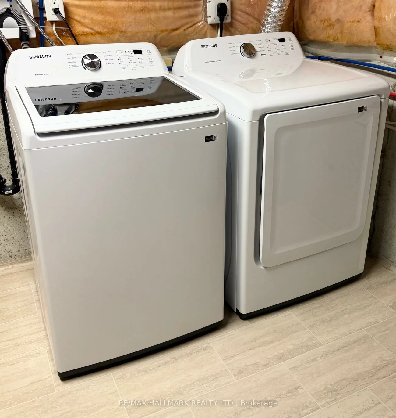 7, Charing, Aurora Highlands, Aurora