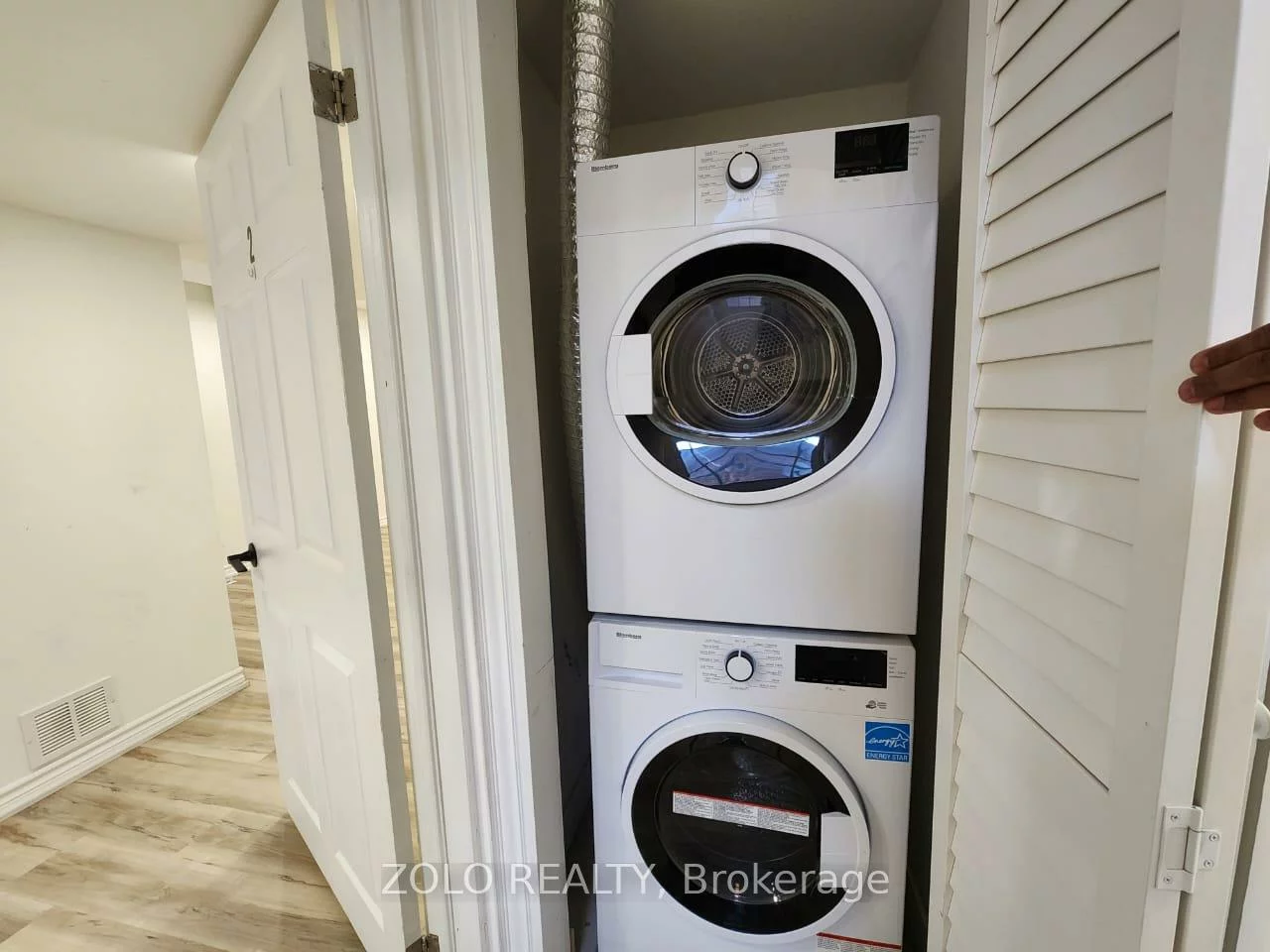 3, Cabot, Aurora Heights, Aurora