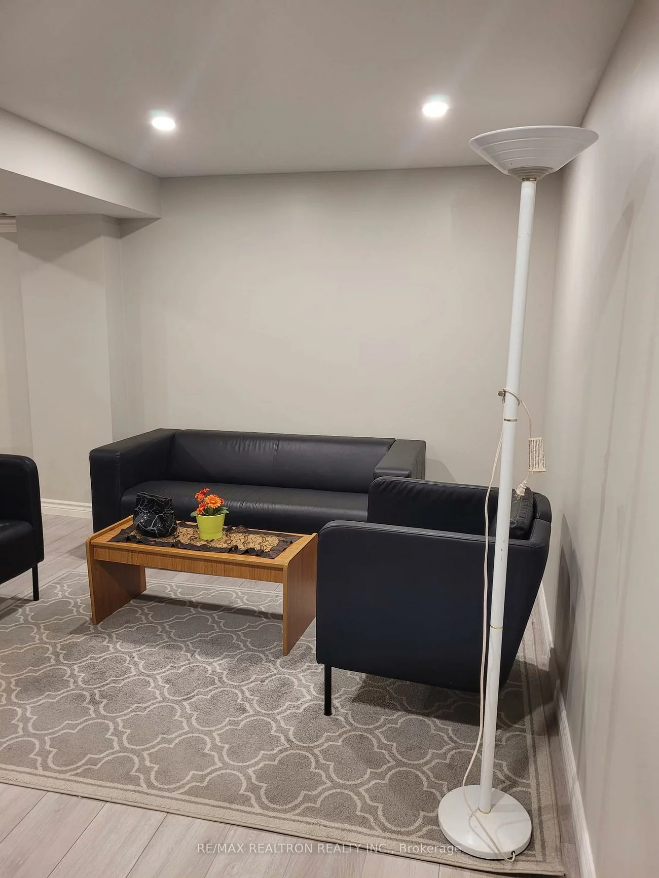 7, Billingham, Bayview Wellington, Aurora