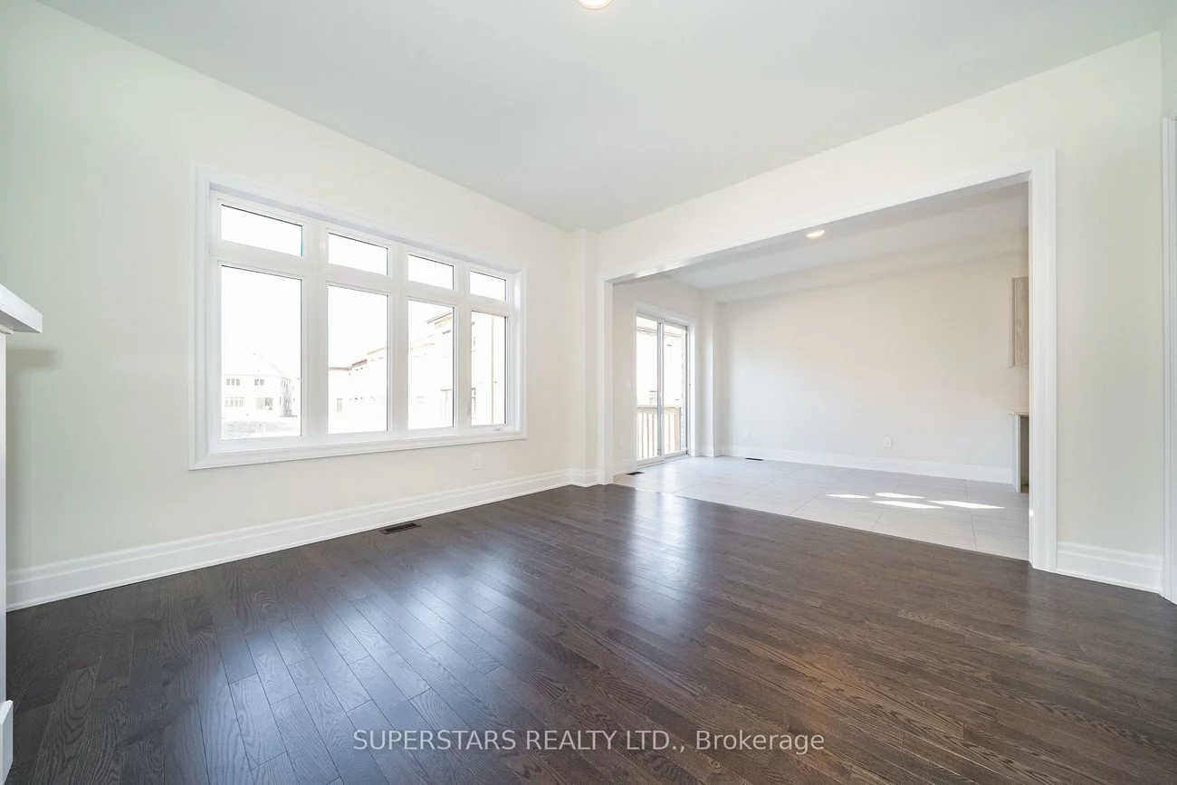 215, Archerhill, Aurora Grove, Aurora