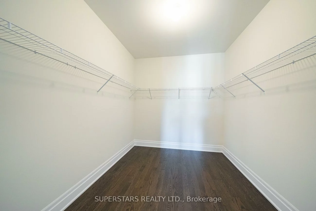 215, Archerhill, Aurora Grove, Aurora