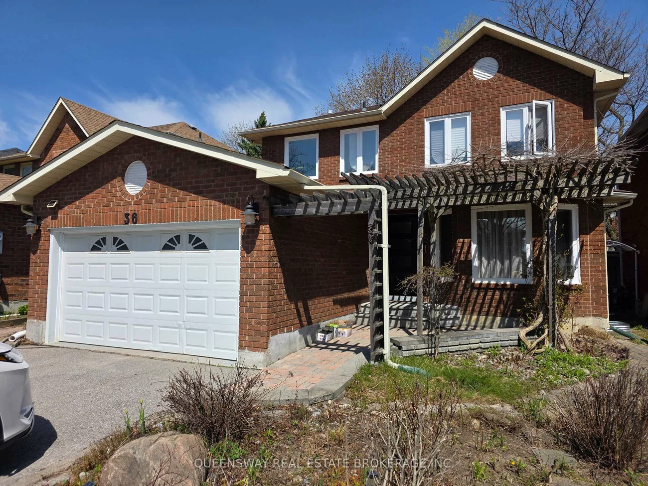 36, April, Aurora Heights, Aurora