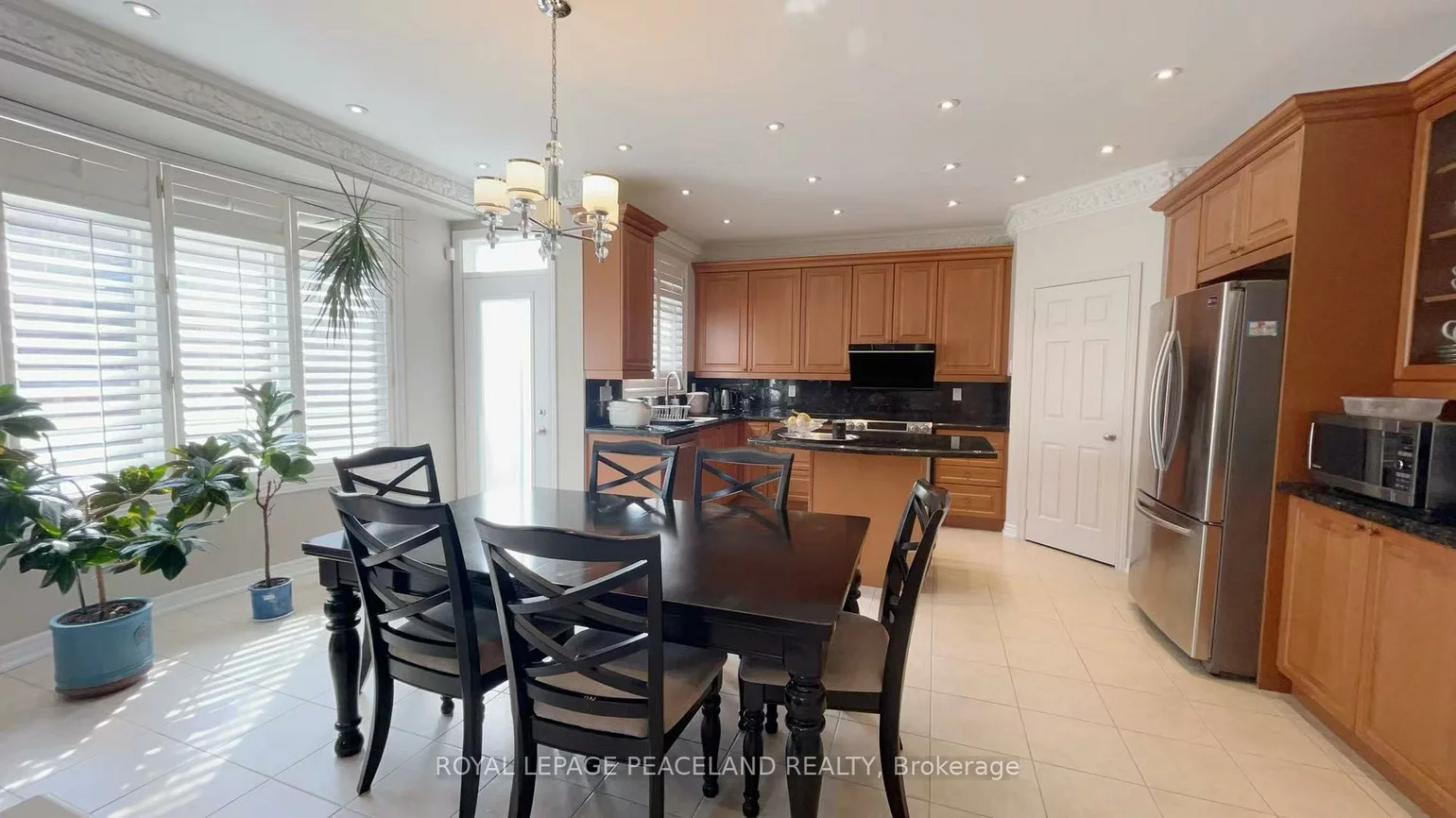 23, Halldorson, Bayview Northeast, Aurora