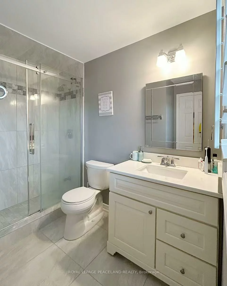 23, Halldorson, Bayview Northeast, Aurora