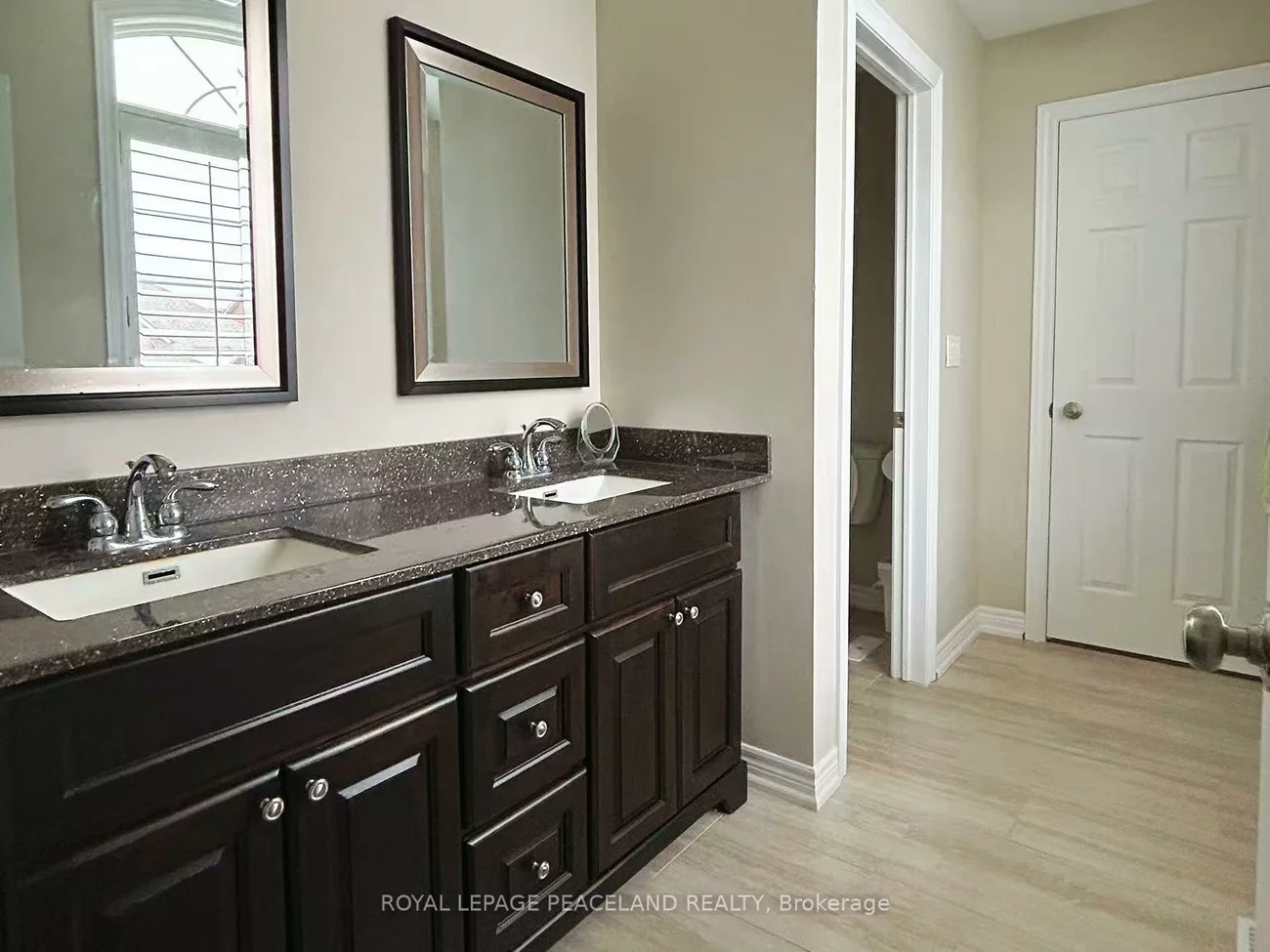 23, Halldorson, Bayview Northeast, Aurora