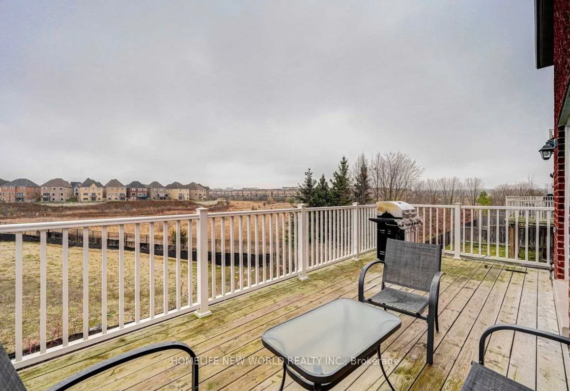 83, Kane, Bayview Northeast, Aurora