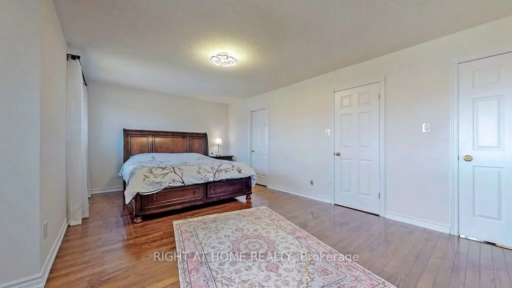 95, Lensmith, Aurora Highlands, Aurora