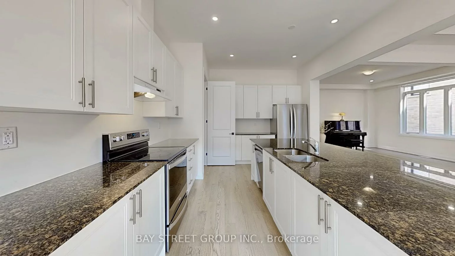 97, Halldorson, Bayview Northeast, Aurora