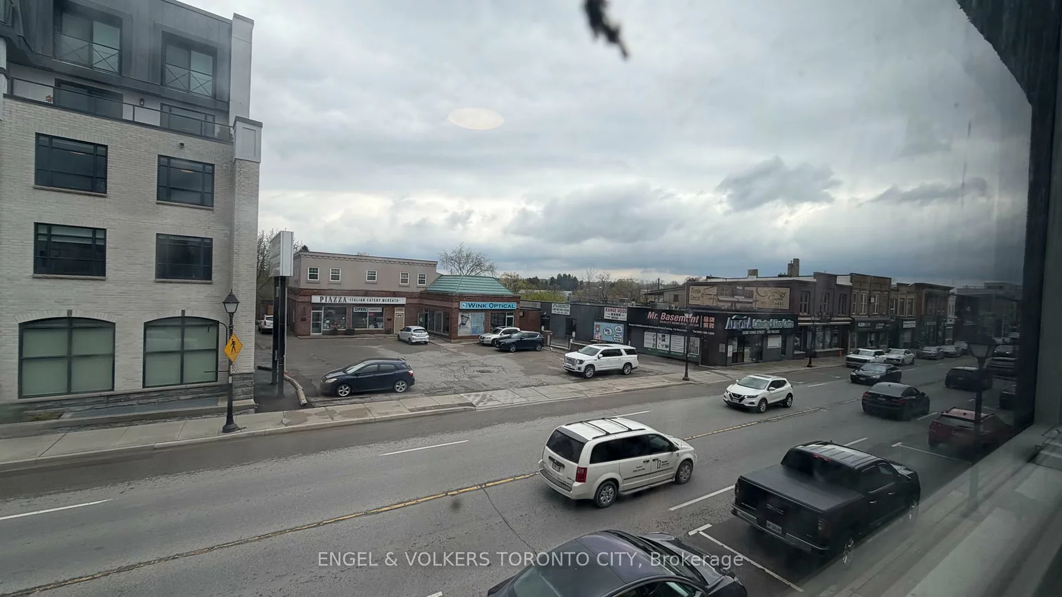 15191, Yonge, Aurora Village, Aurora