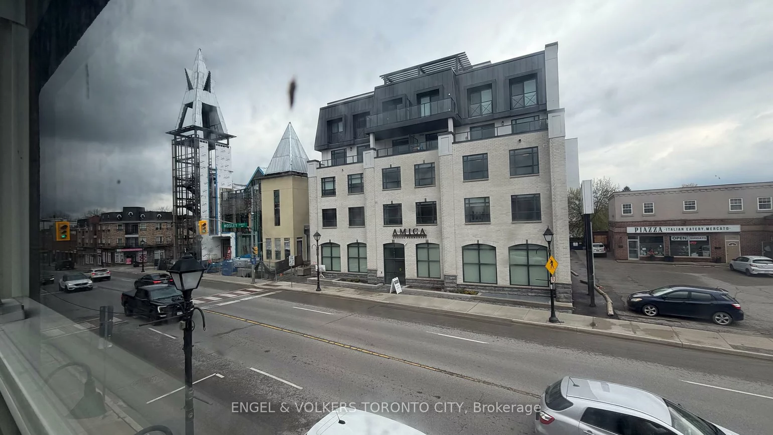 15191, Yonge, Aurora Village, Aurora