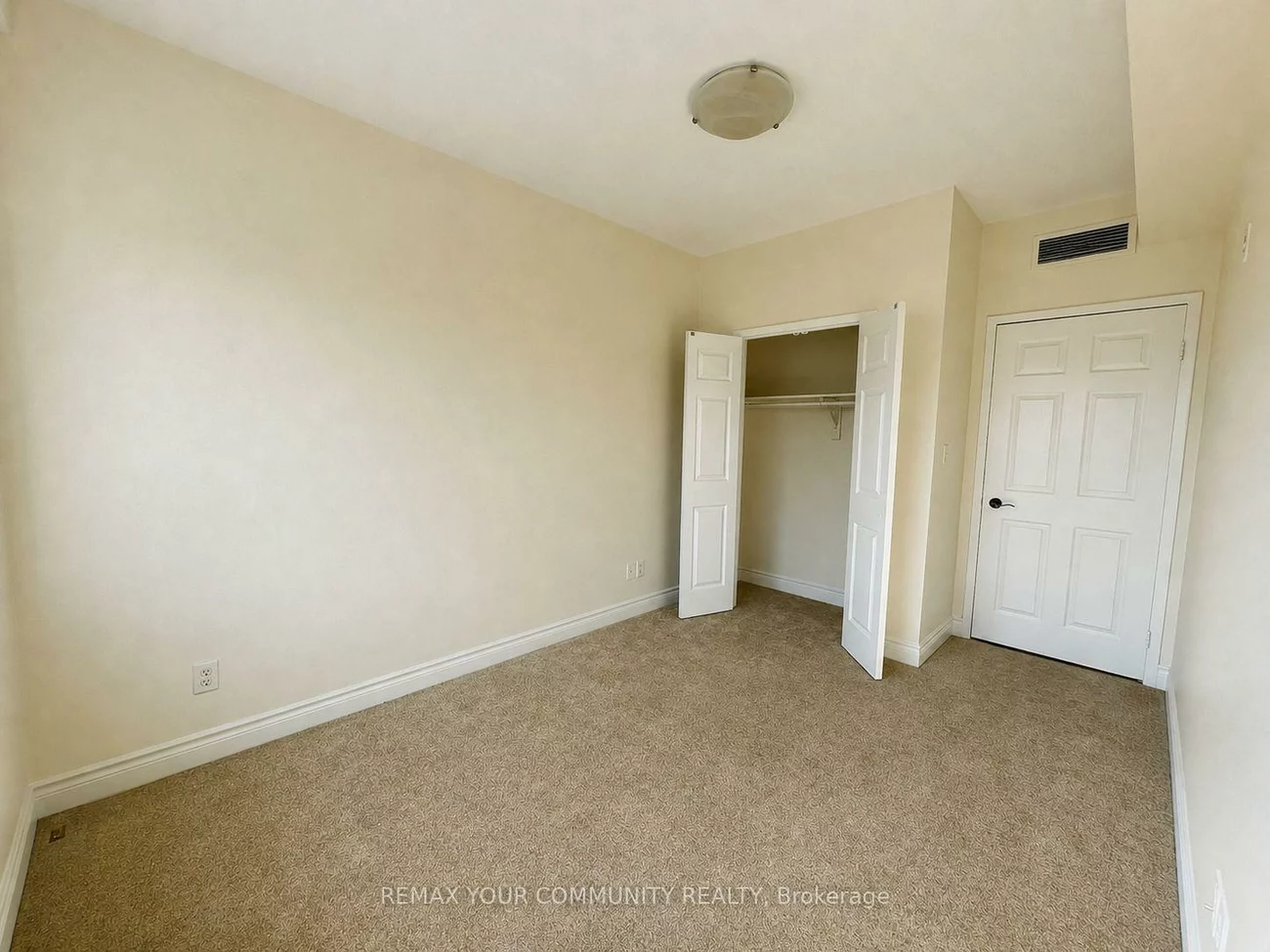 14961, Yonge, Aurora Village, Aurora