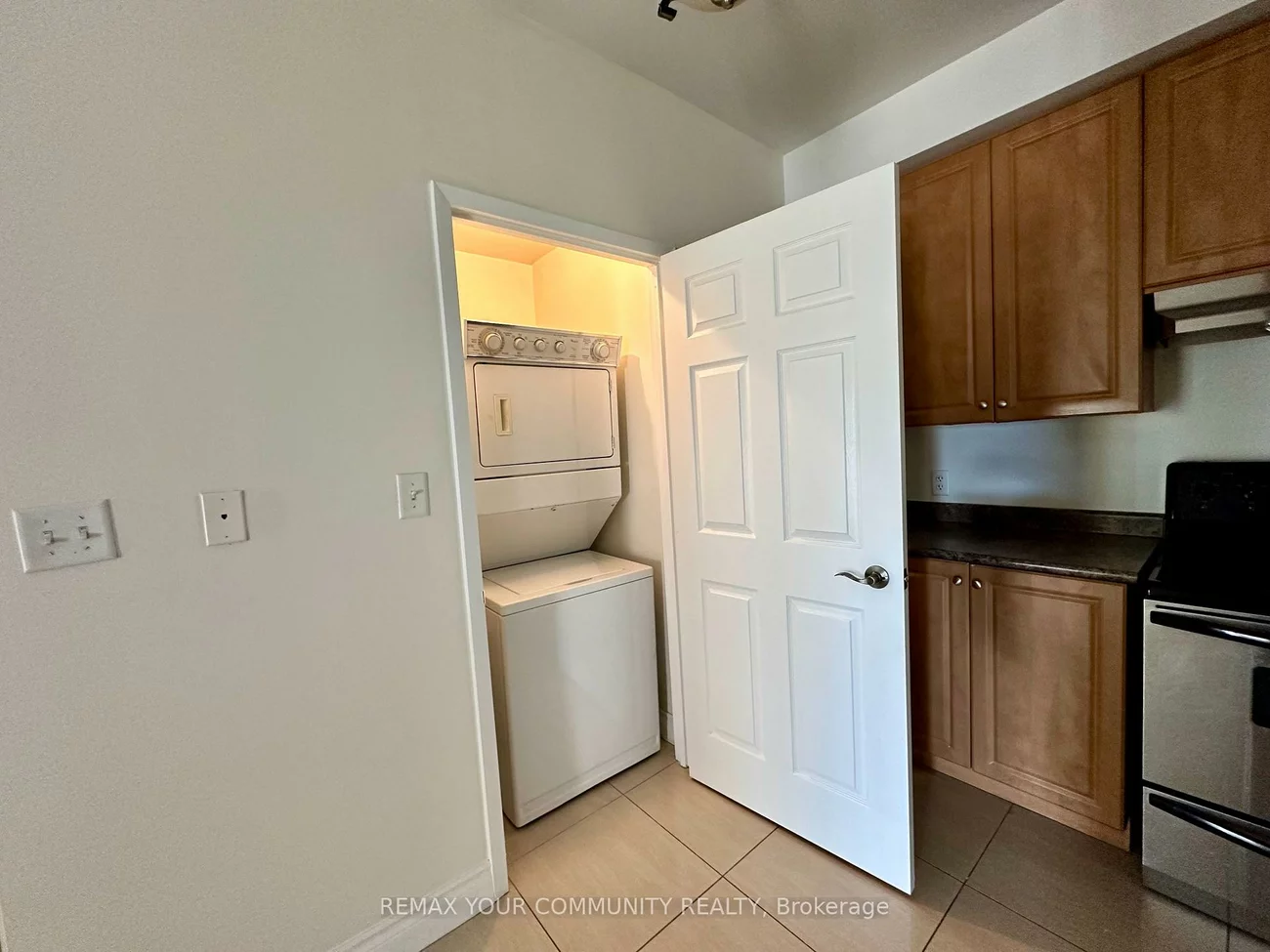 14961, Yonge, Aurora Village, Aurora