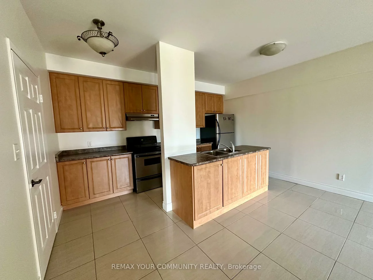 14961, Yonge, Aurora Village, Aurora