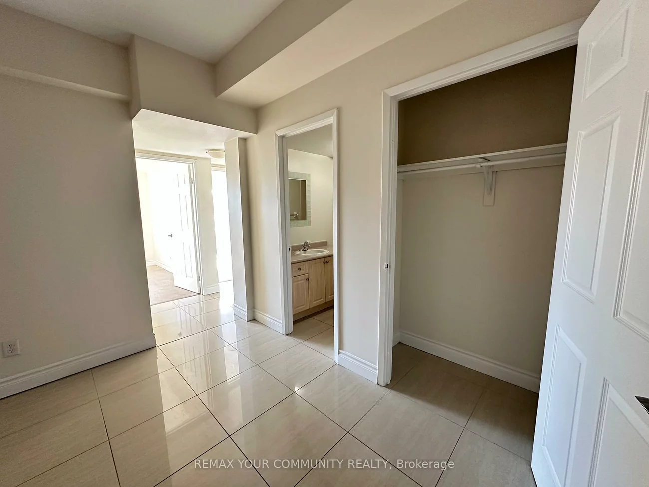 14961, Yonge, Aurora Village, Aurora