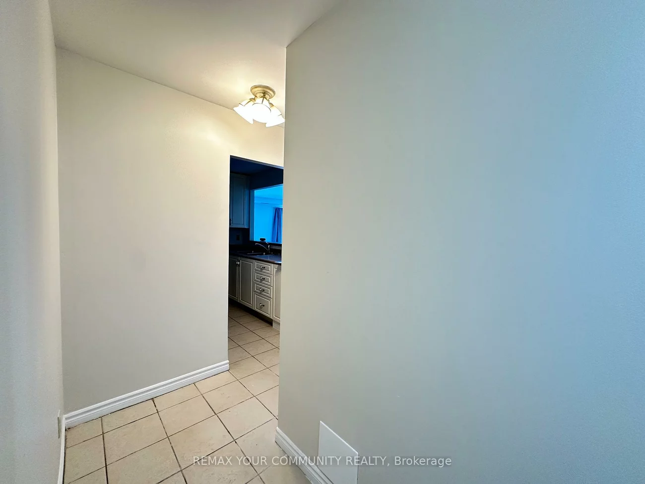 15207, Yonge, Aurora Village, Aurora
