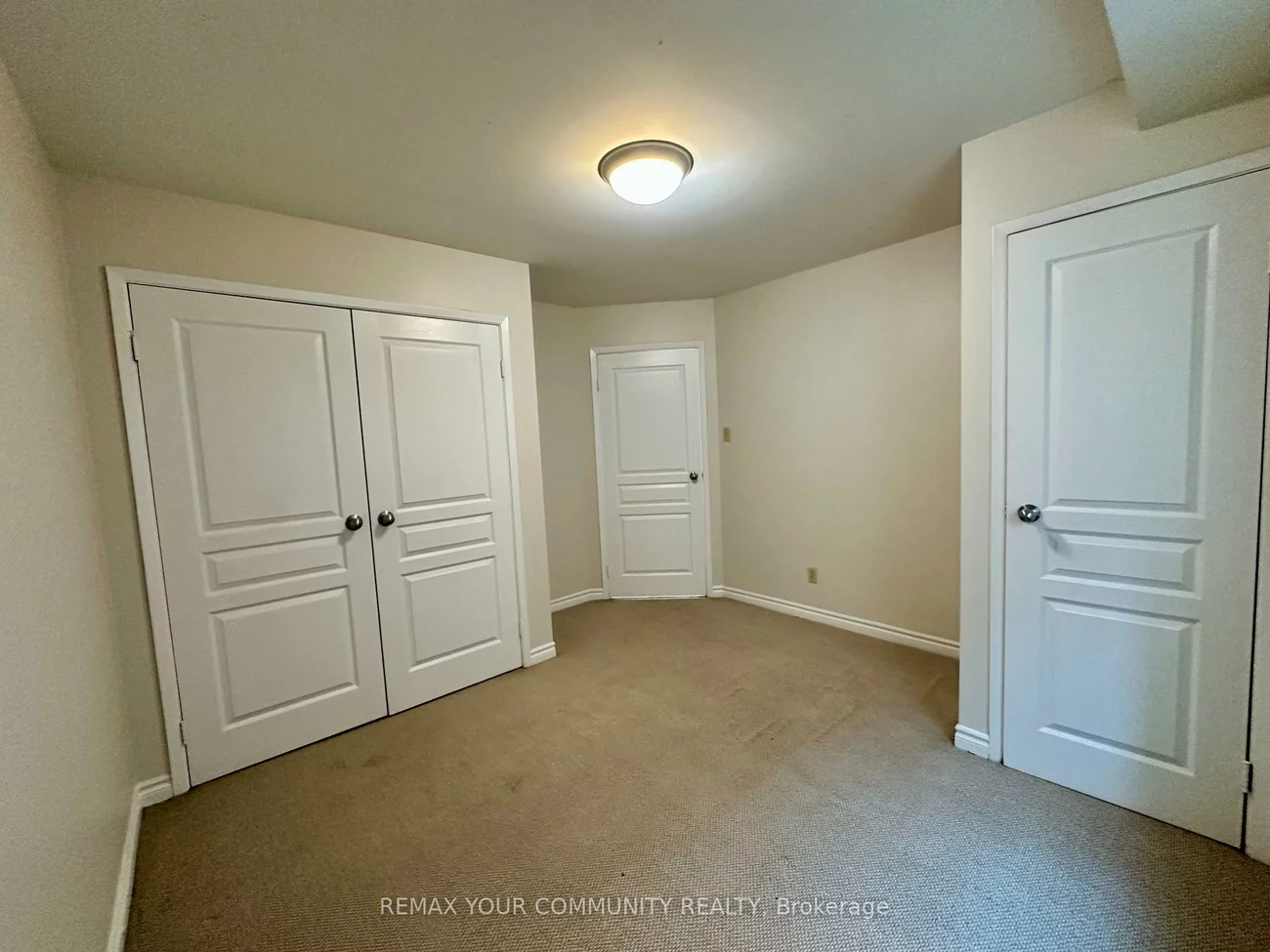 15207, Yonge, Aurora Village, Aurora