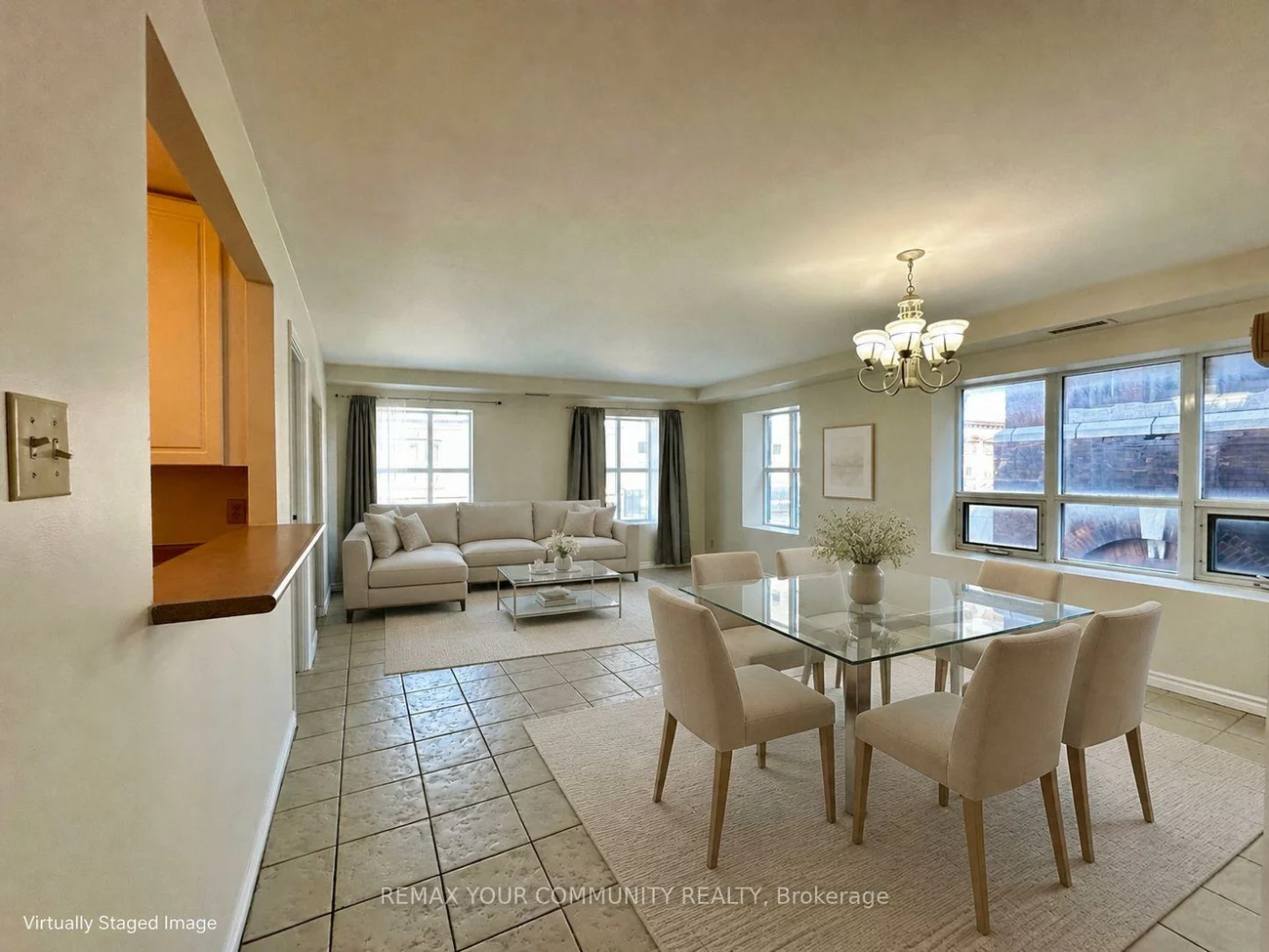 15207, Yonge, Aurora Village, Aurora