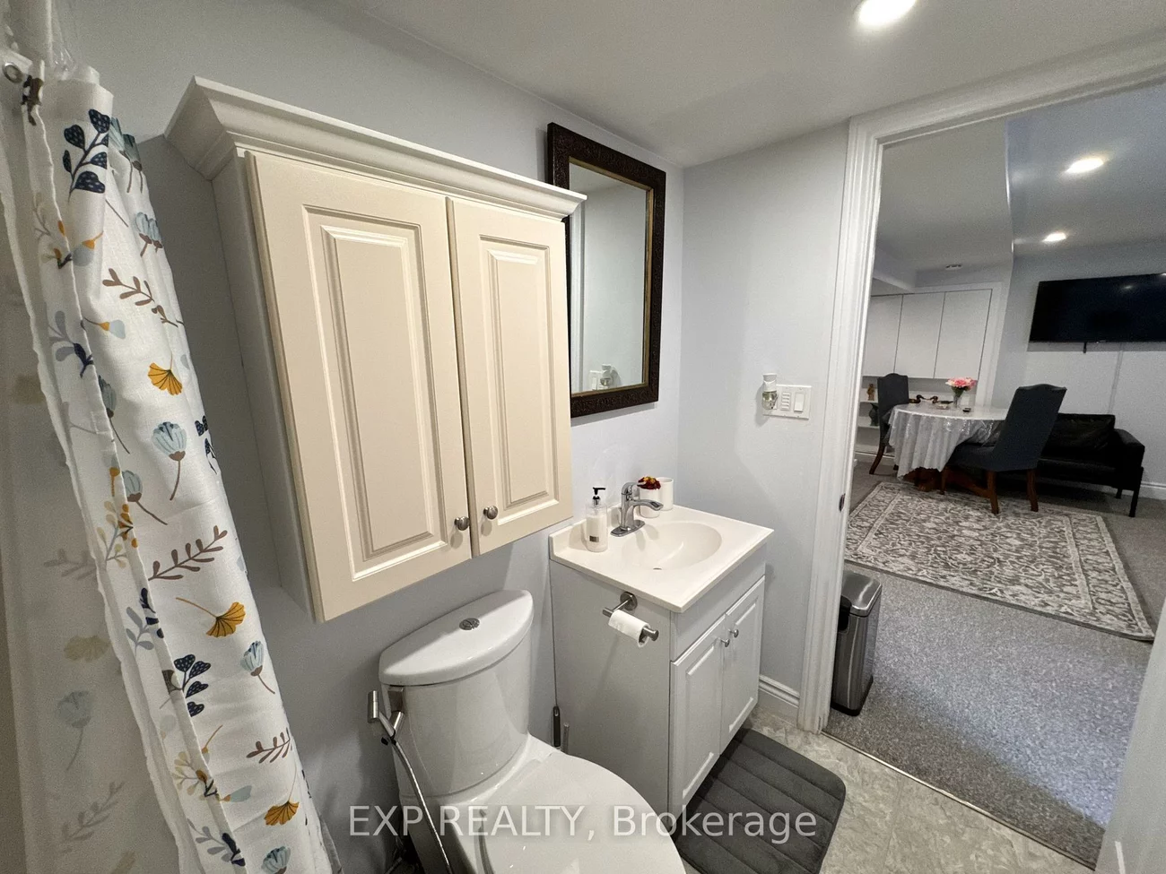 16, Haida, Aurora Heights, Aurora