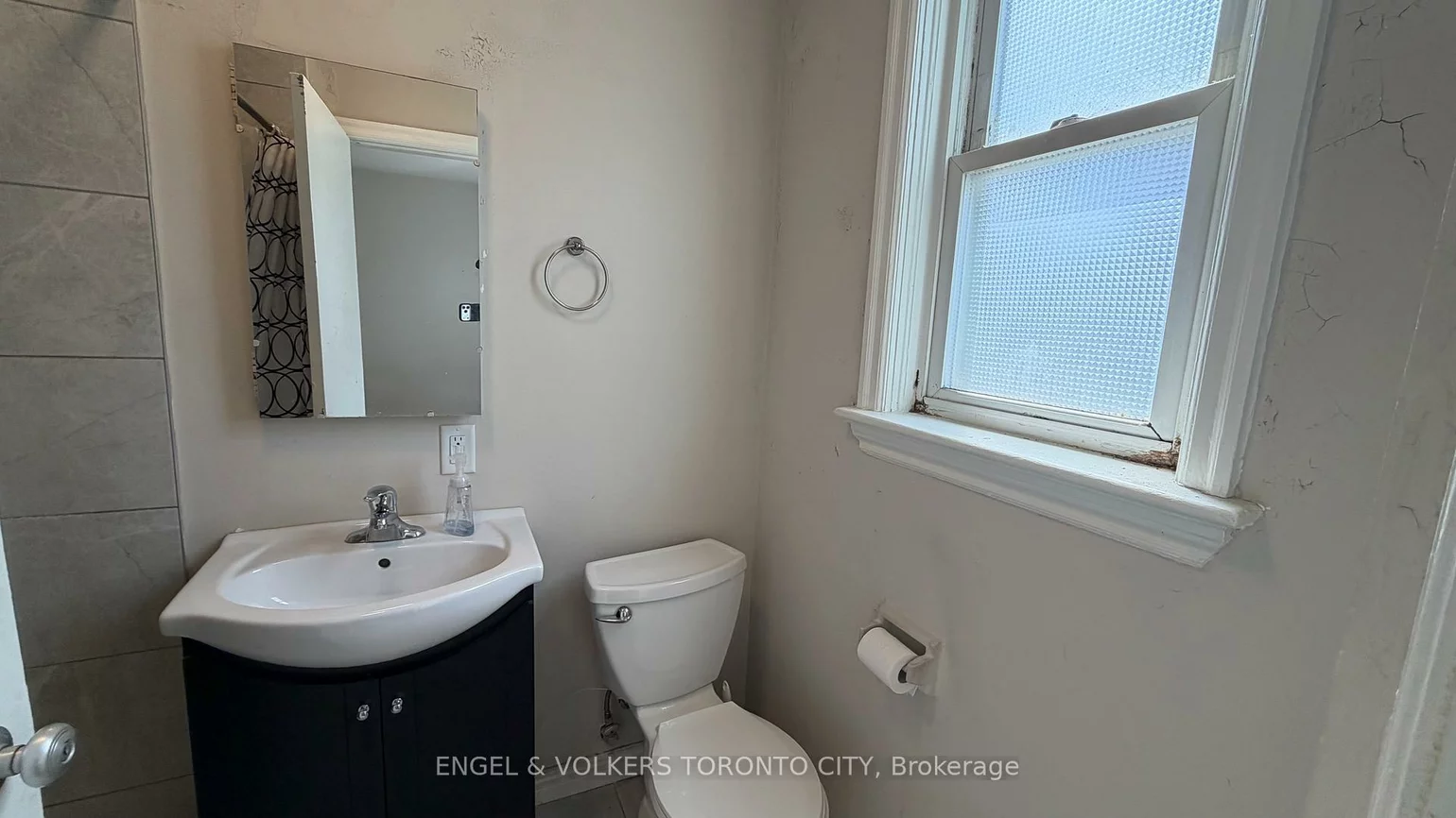 15191, Yonge, Aurora Village, Aurora
