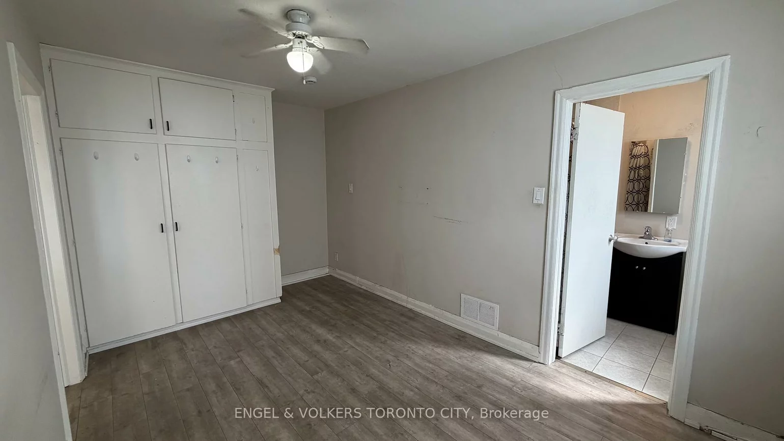 15191, Yonge, Aurora Village, Aurora
