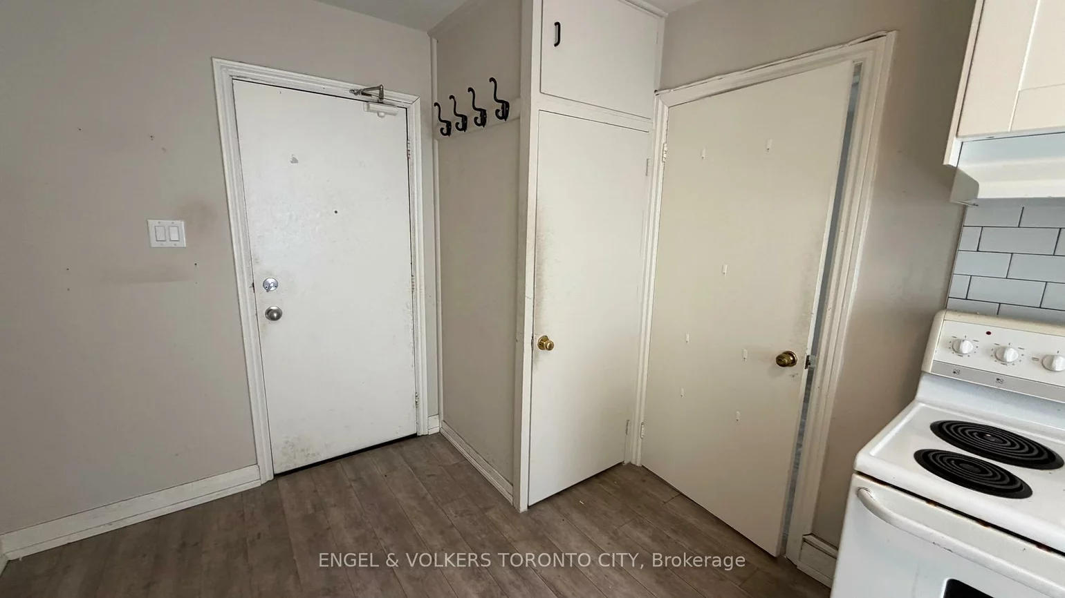 15191, Yonge, Aurora Village, Aurora