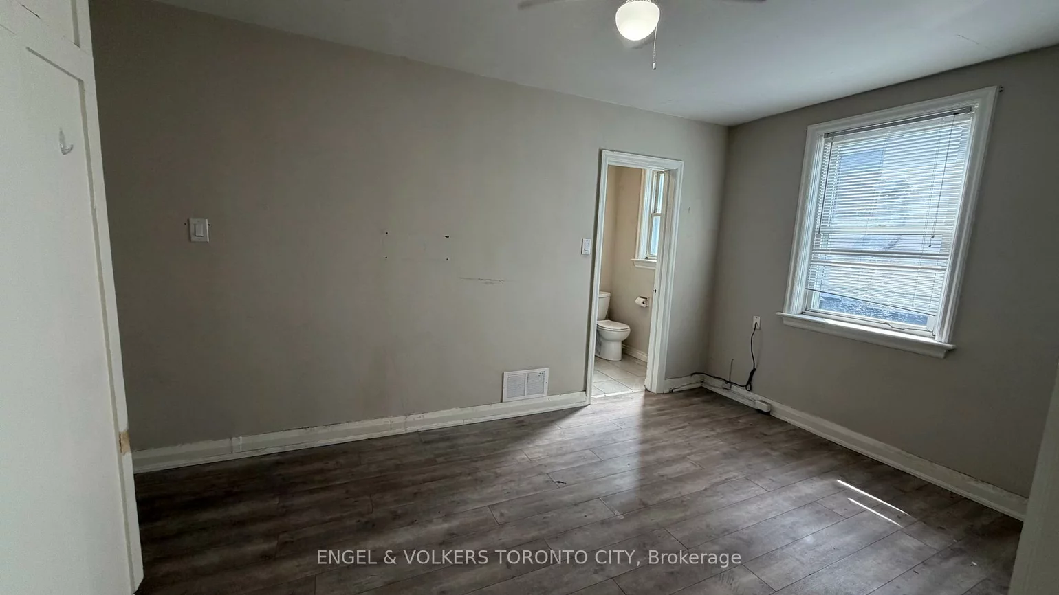 15191, Yonge, Aurora Village, Aurora