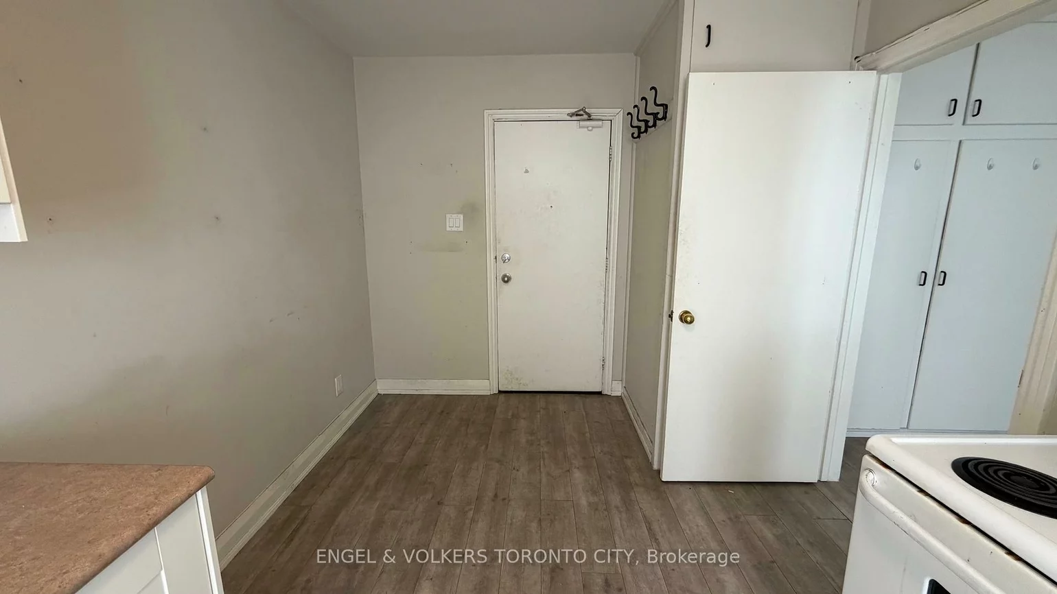 15191, Yonge, Aurora Village, Aurora
