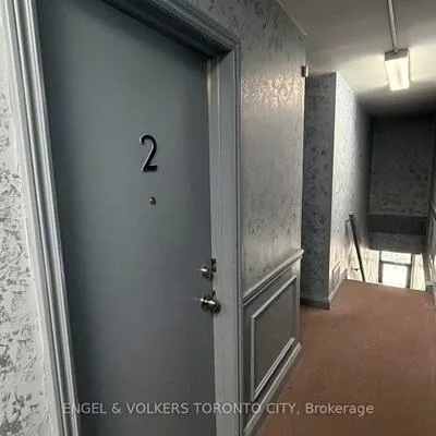 15191, Yonge, Aurora Village, Aurora