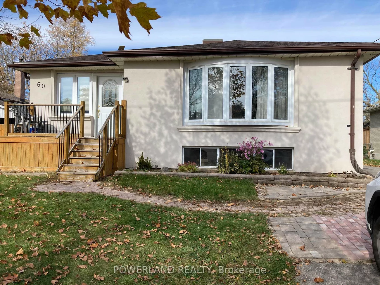 60, Collins, Aurora Heights, Aurora