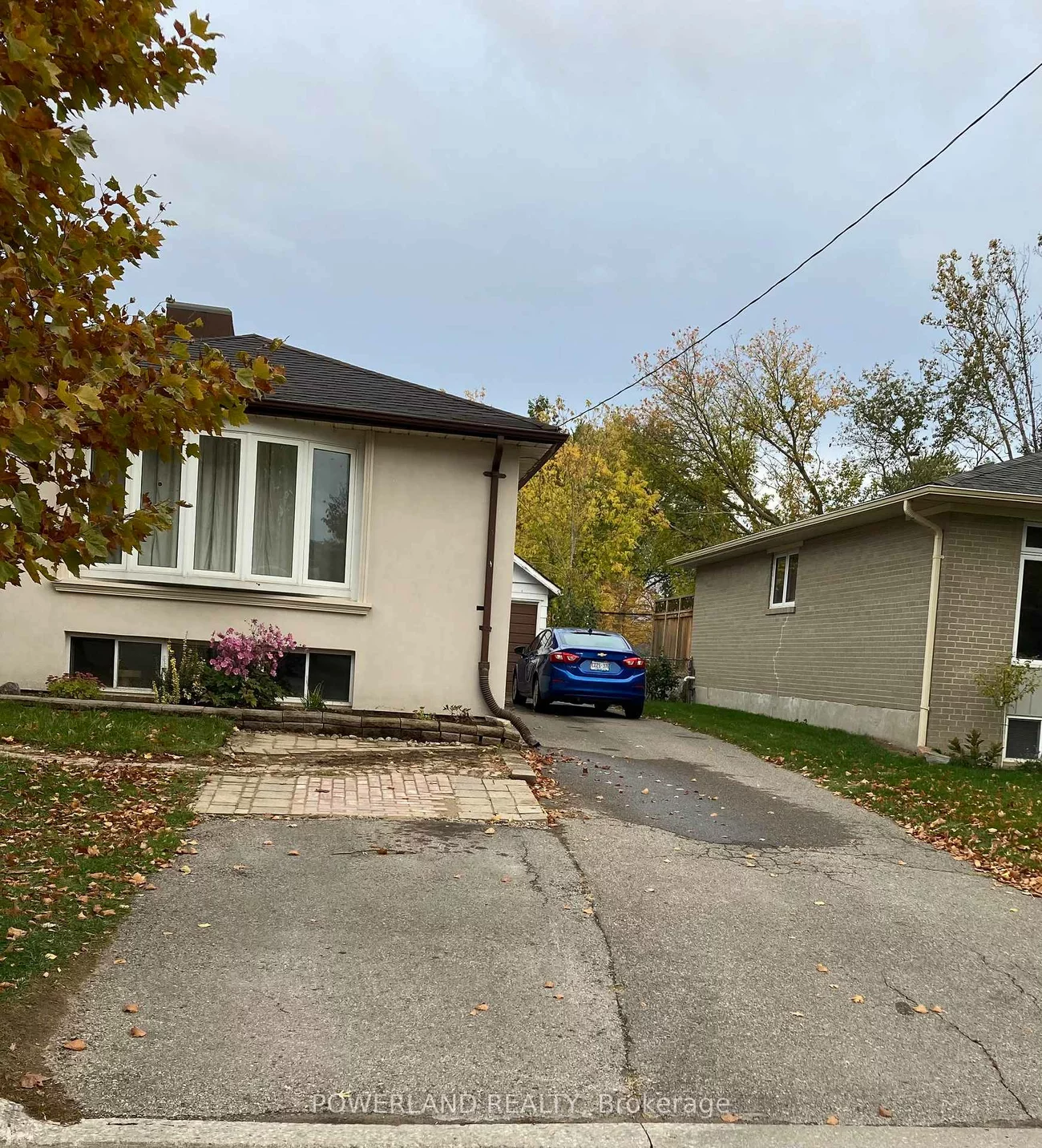 60, Collins, Aurora Heights, Aurora