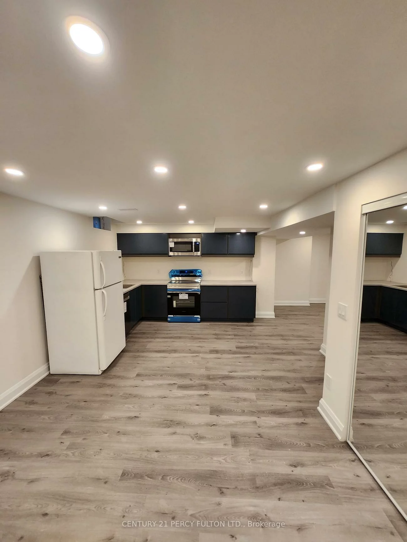 212, River Ridge, Bayview Northeast, Aurora