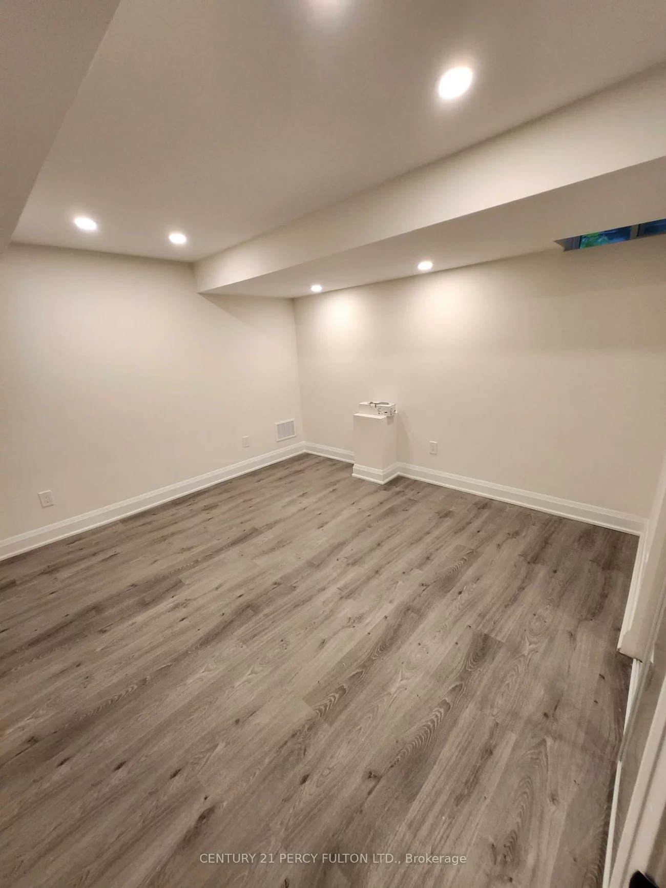 212, River Ridge, Bayview Northeast, Aurora
