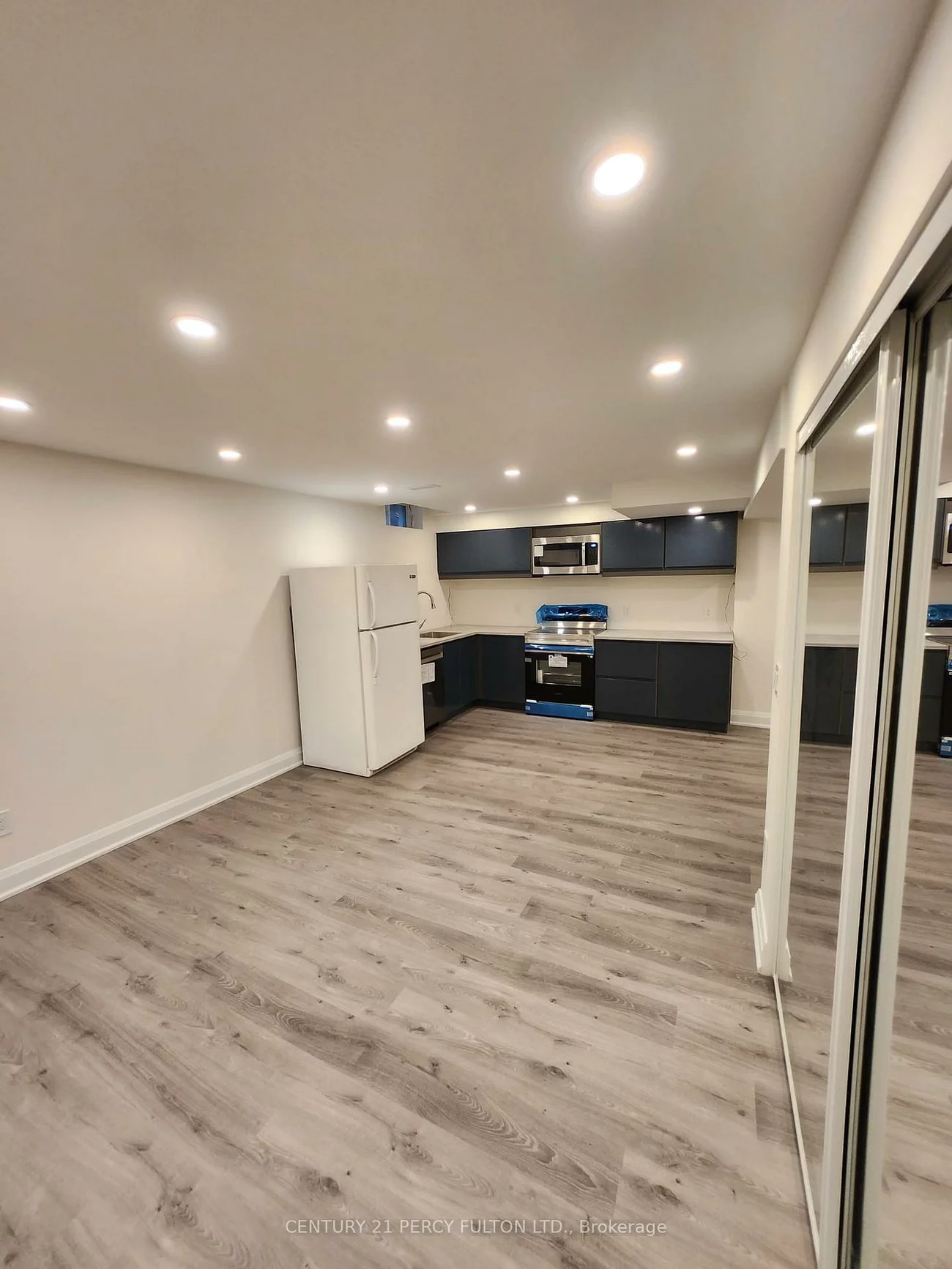 212, River Ridge, Bayview Northeast, Aurora