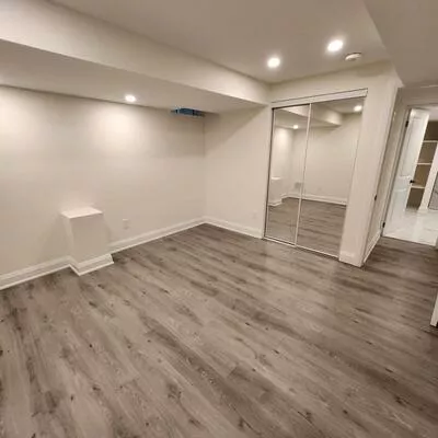 212, River Ridge, Bayview Northeast, Aurora