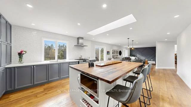 9, Gilbert, Aurora Estates, Aurora