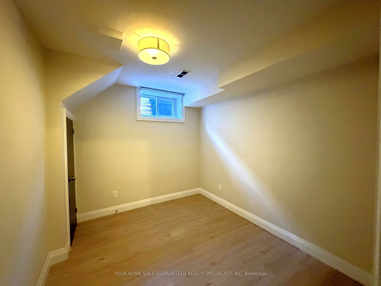 15B, Aurora Heights, Aurora Heights, Aurora